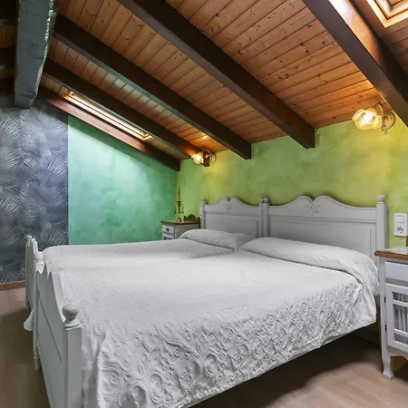 Apartment La Tenada *